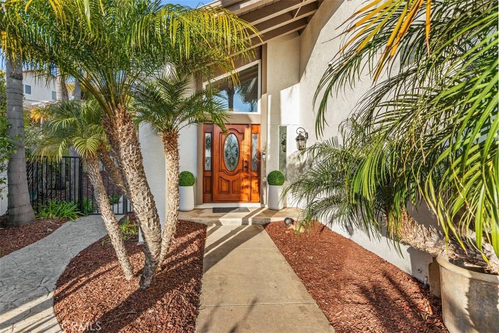 San Diego, CA 92129,8972 La Cintura CT