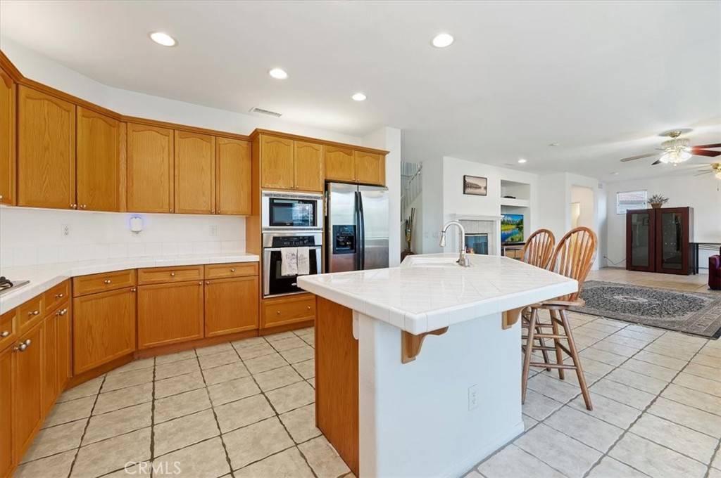 Murrieta, CA 92562,40880 Arron CT