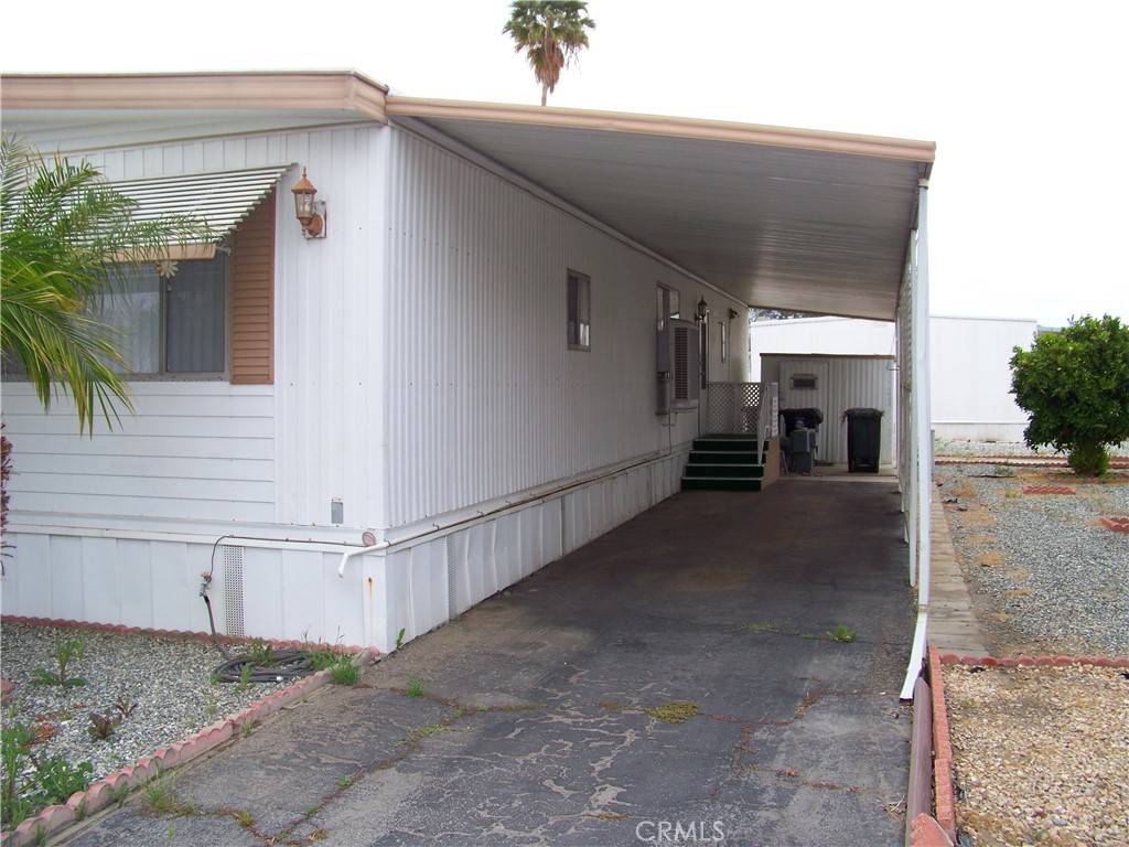 Hemet, CA 92543,332 N Lyon AVE #118
