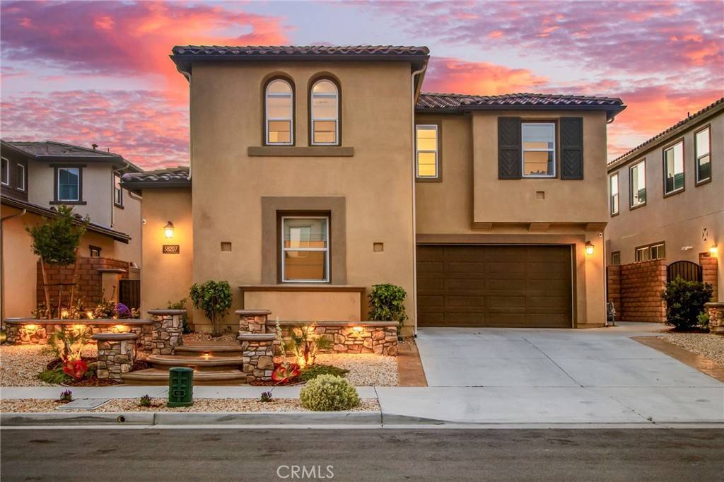 Murrieta, CA 92563,38207 Old Creek CT