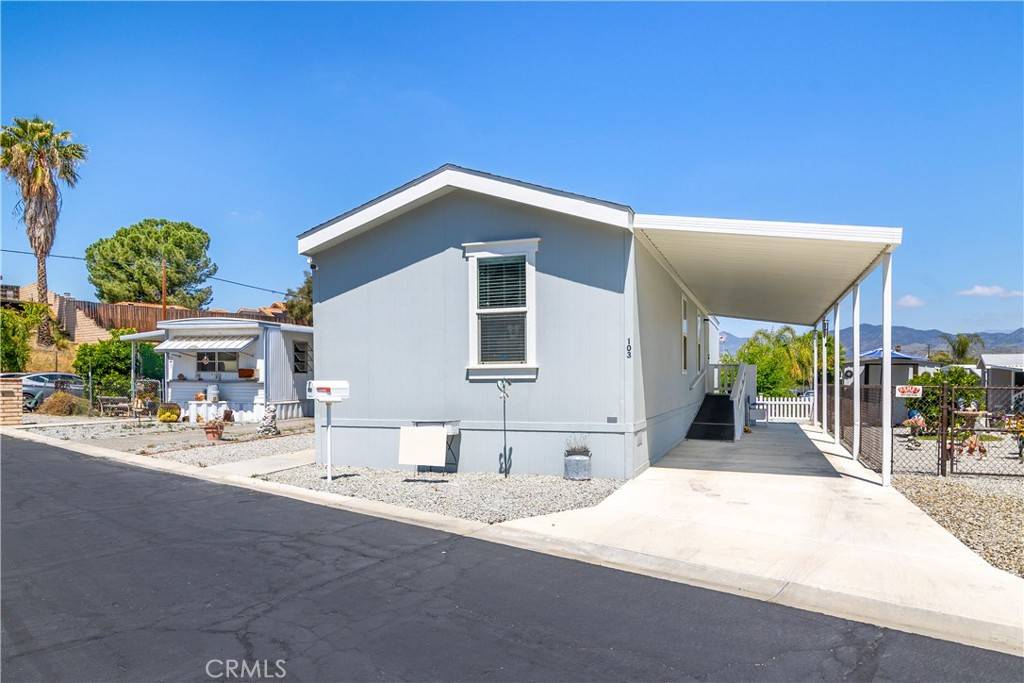 Hemet, CA 92544,44725 Florida Ave #103