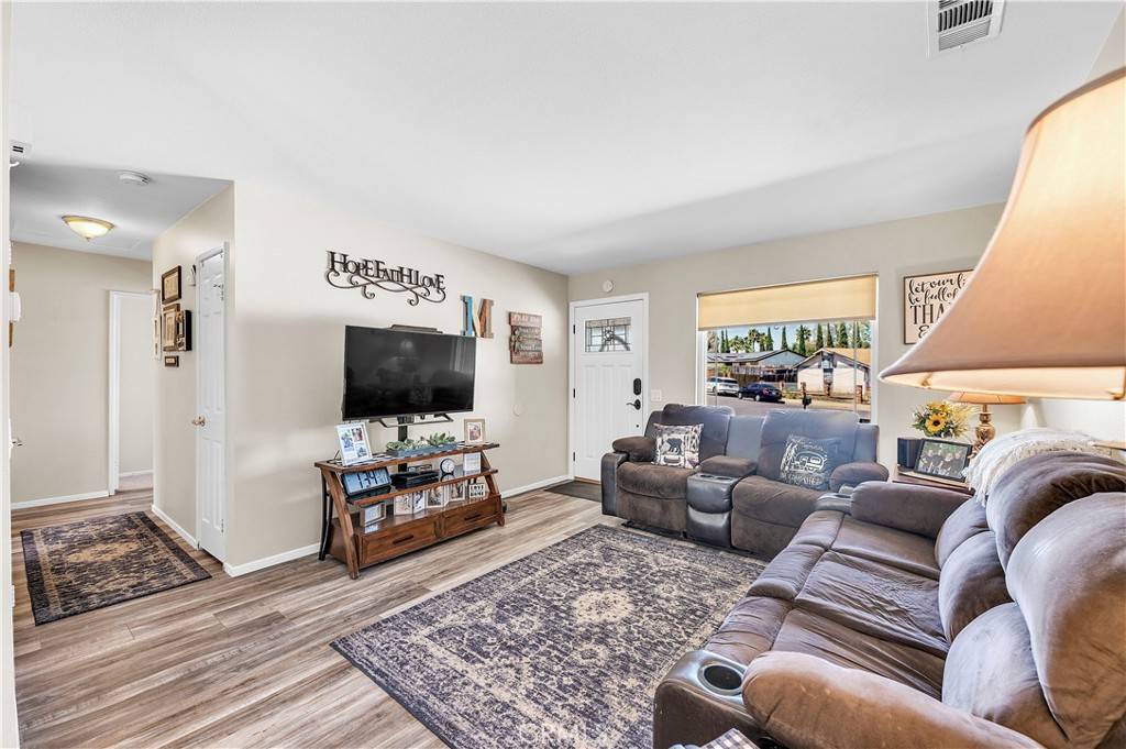Lake Elsinore, CA 92530,1118 Roosevelt DR