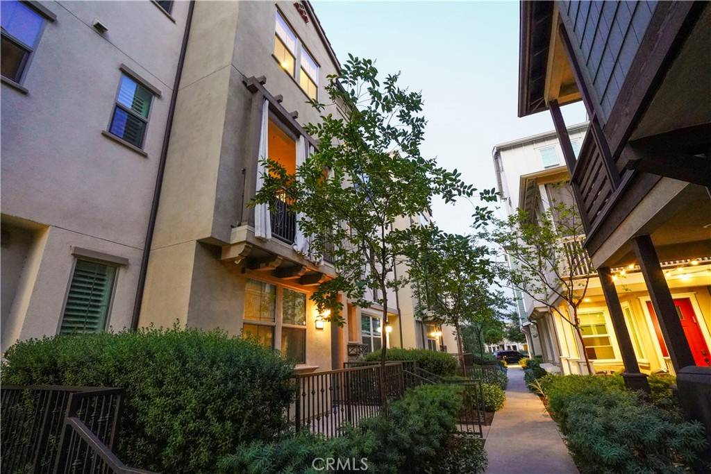 Tustin, CA 92780,344 Vintage WAY