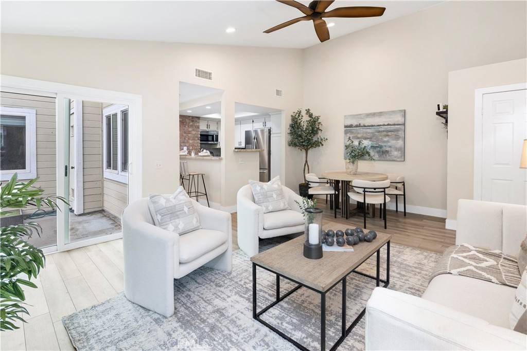 Yorba Linda, CA 92887,5920 Bedford CT #137