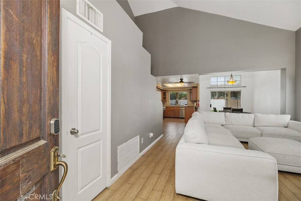 Murrieta, CA 92562,39330 Calle San Clemente