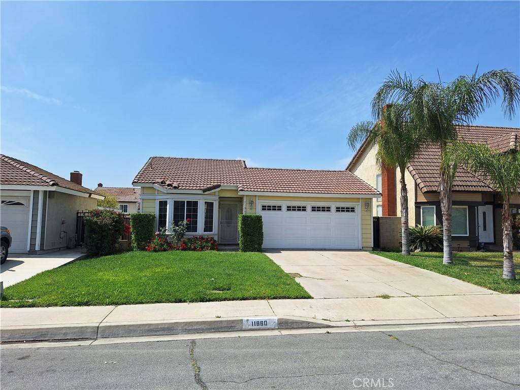 Fontana, CA 92337,11960 Oakwood DR