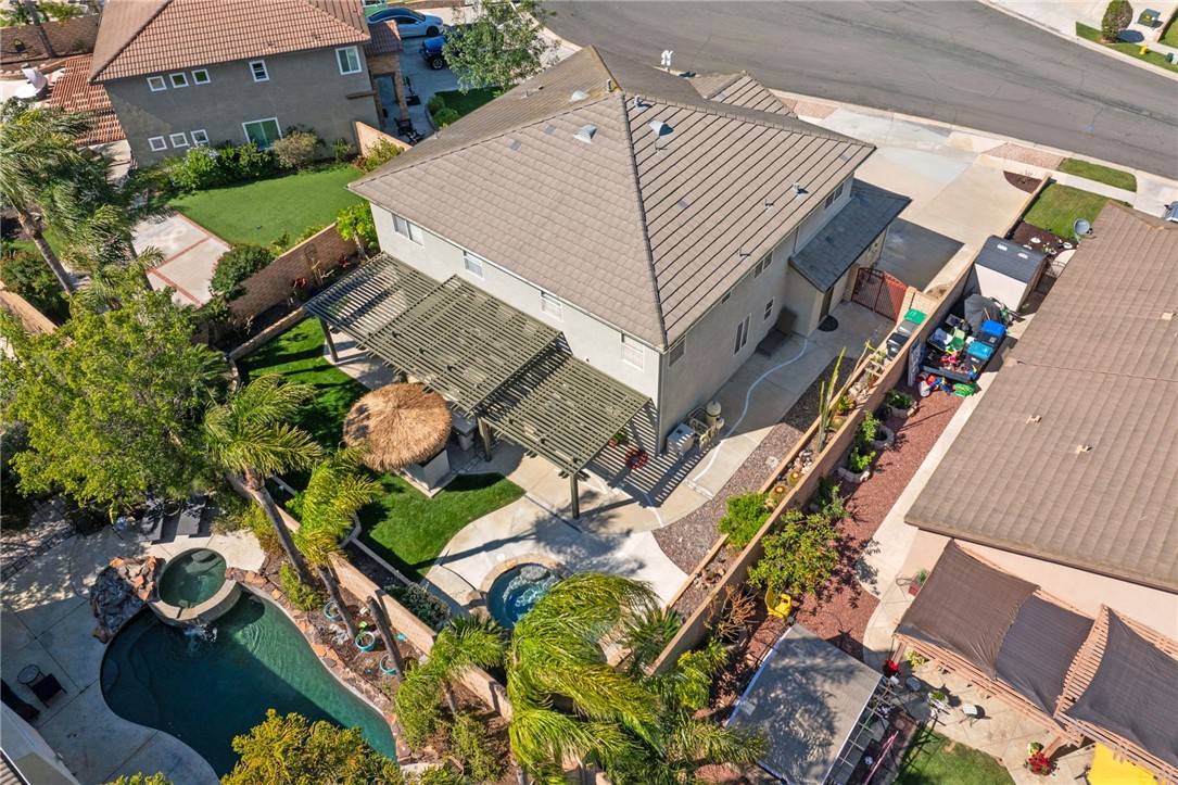 Corona, CA 92878,2128 Shelley CIR