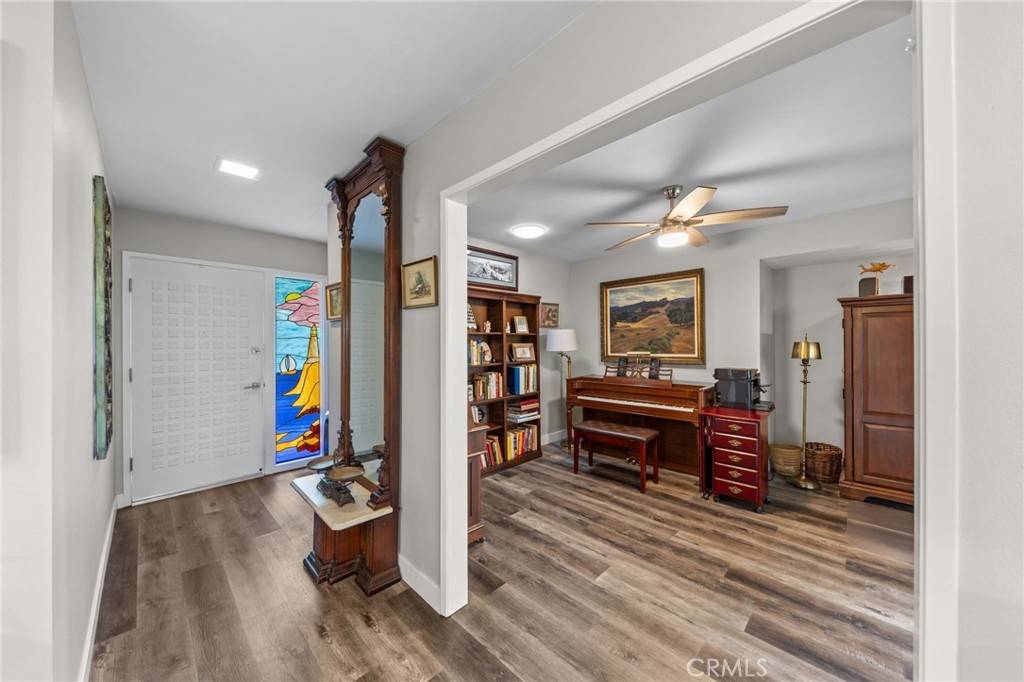 Oceanside, CA 92057,3747 Vista Campana S #80