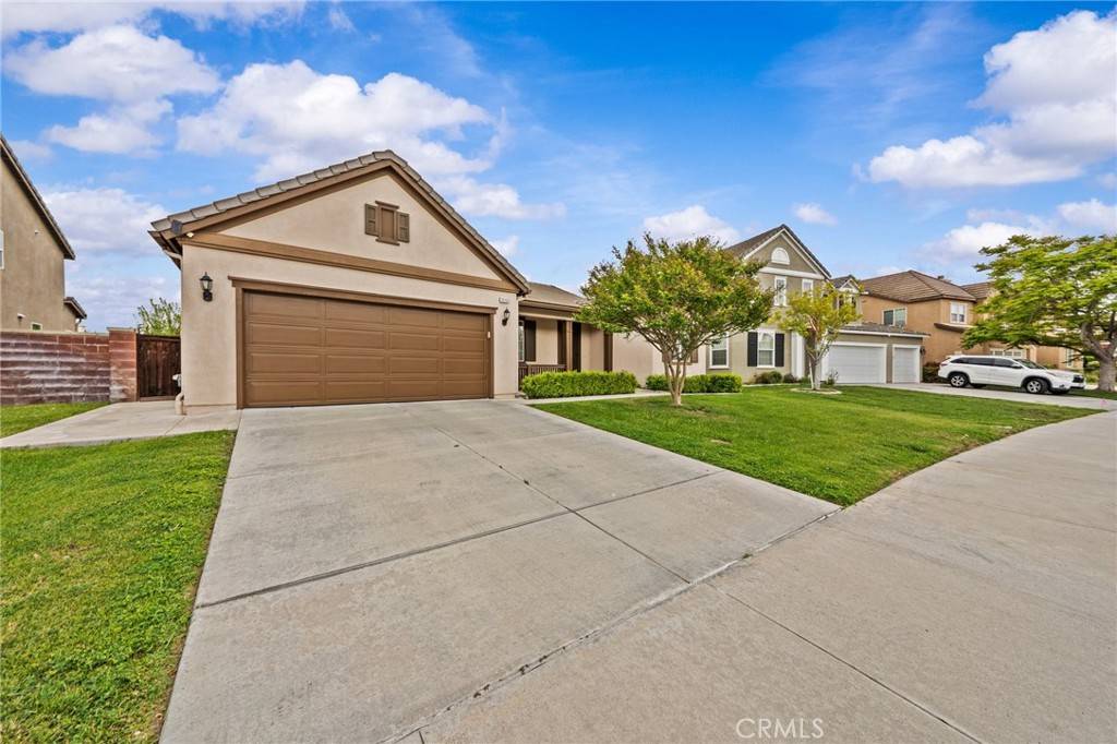 Murrieta, CA 92563,39268 Half Moon CIR