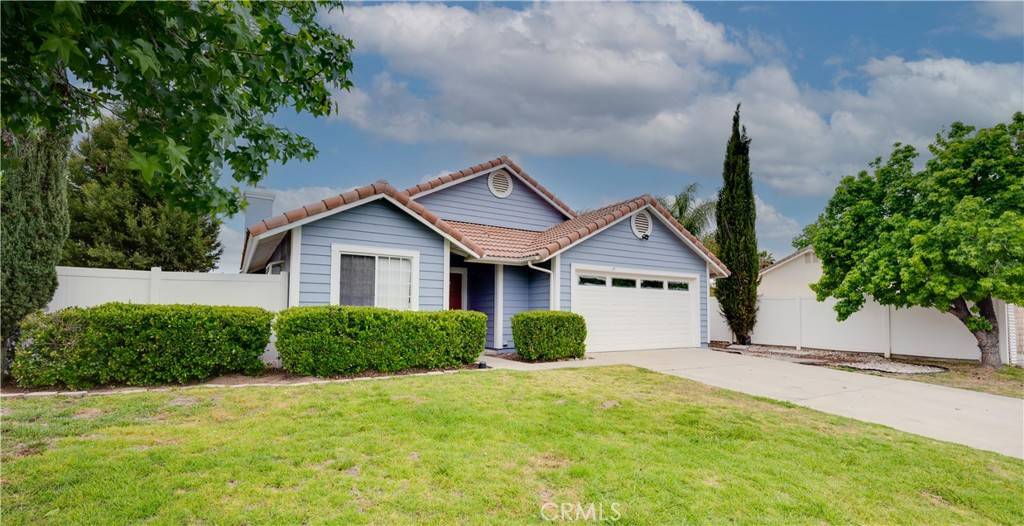 Lake Elsinore, CA 92530,19450 Sweetwood LN