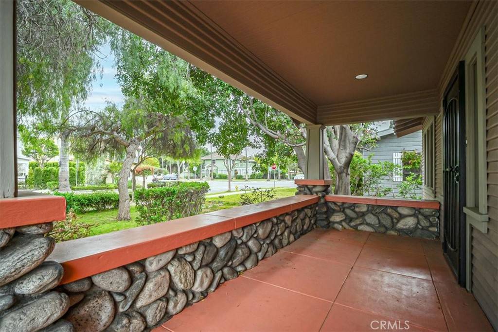 Pomona, CA 91767,405 E Alvarado ST