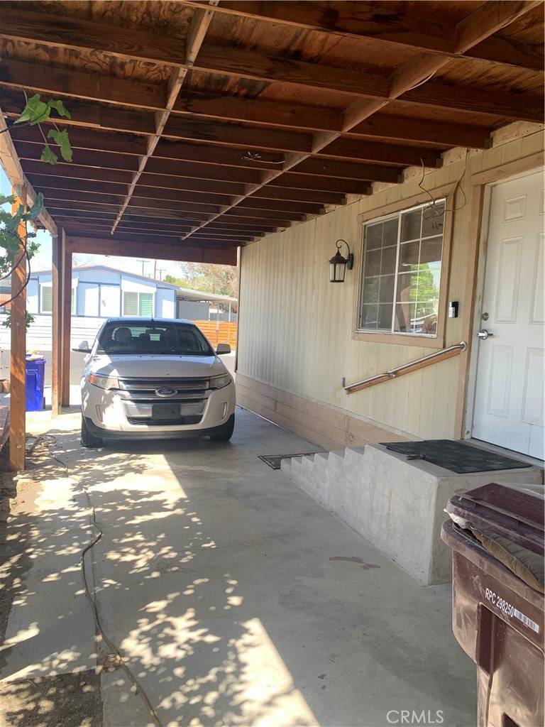 Thousand Palms, CA 92276,73601 Stanton DR