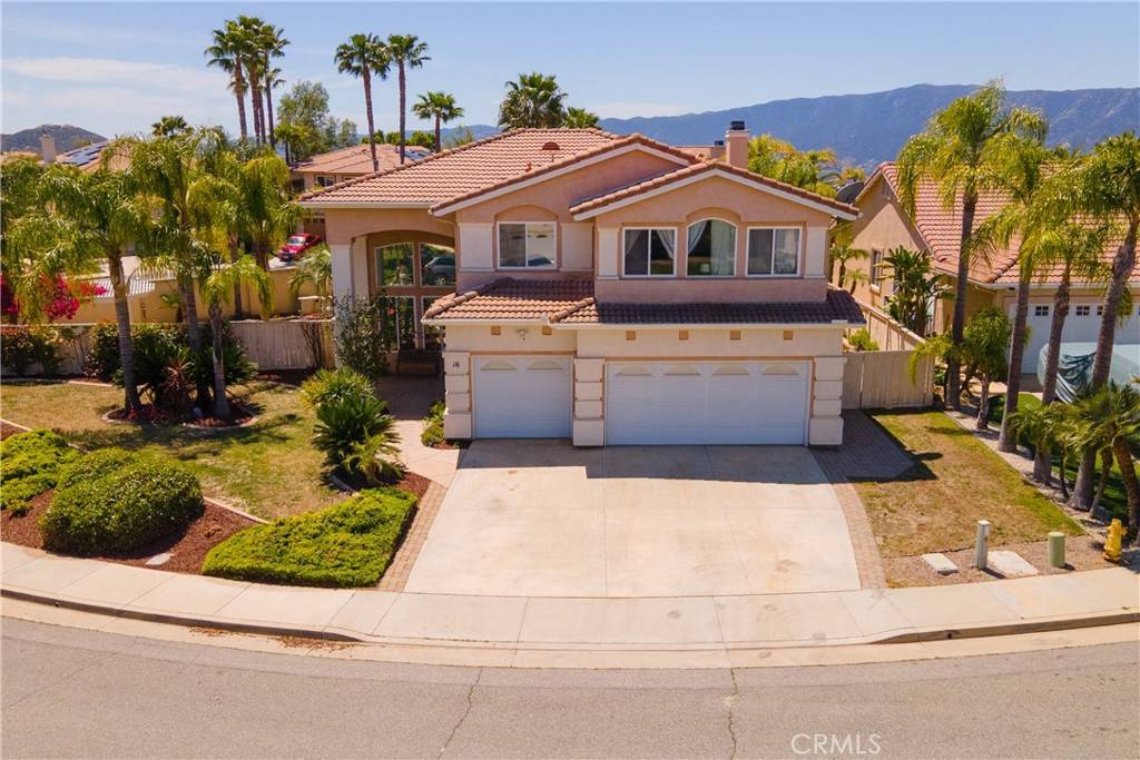 Lake Elsinore, CA 92532,16 Corte Montena