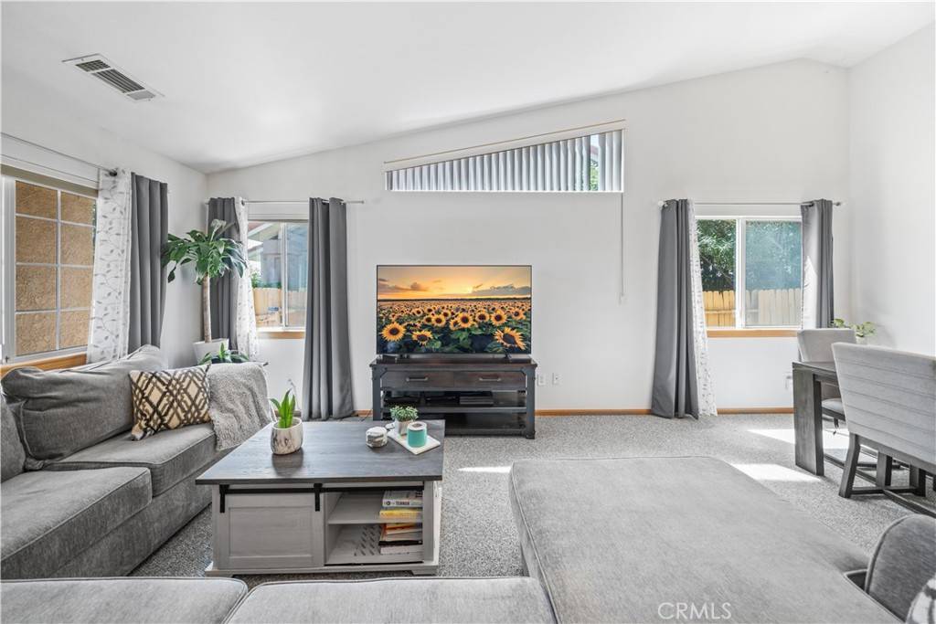 Victorville, CA 92395,12994 High Vista st