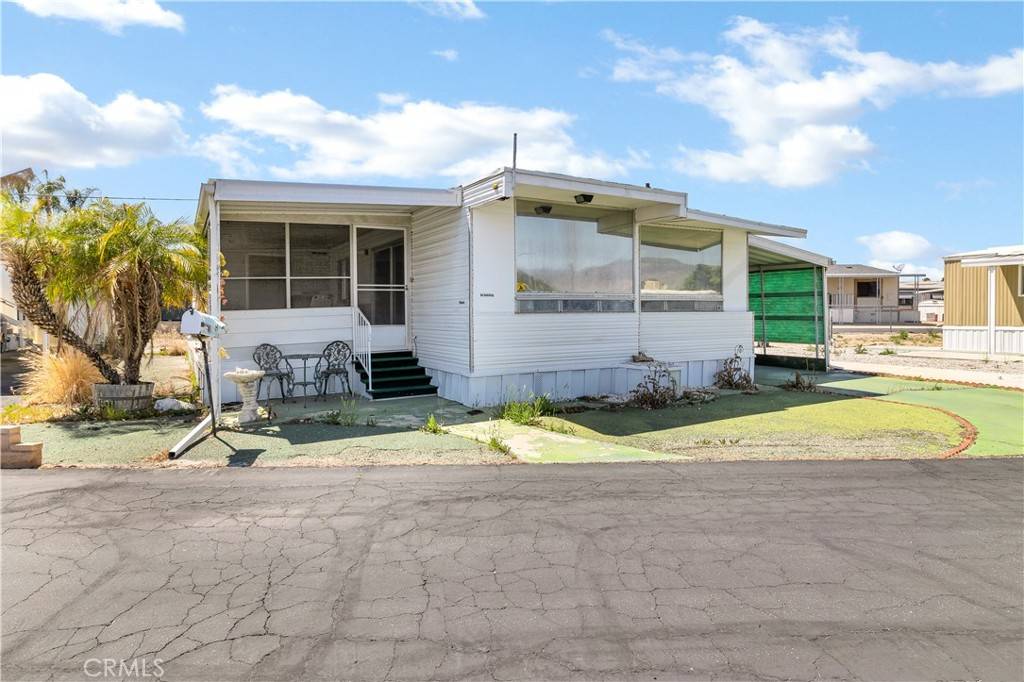 Hemet, CA 92544,44725 E. Florida AVE #40