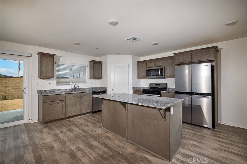 Winchester, CA 92596,30598 Dart CT