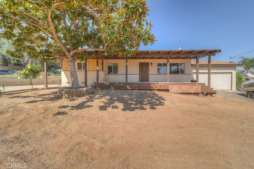 Escondido, CA 92027,612 Momar LN