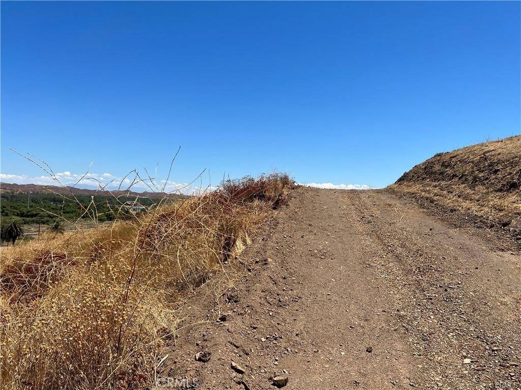 Lake Elsinore, CA 92530,5 Stecher AVE