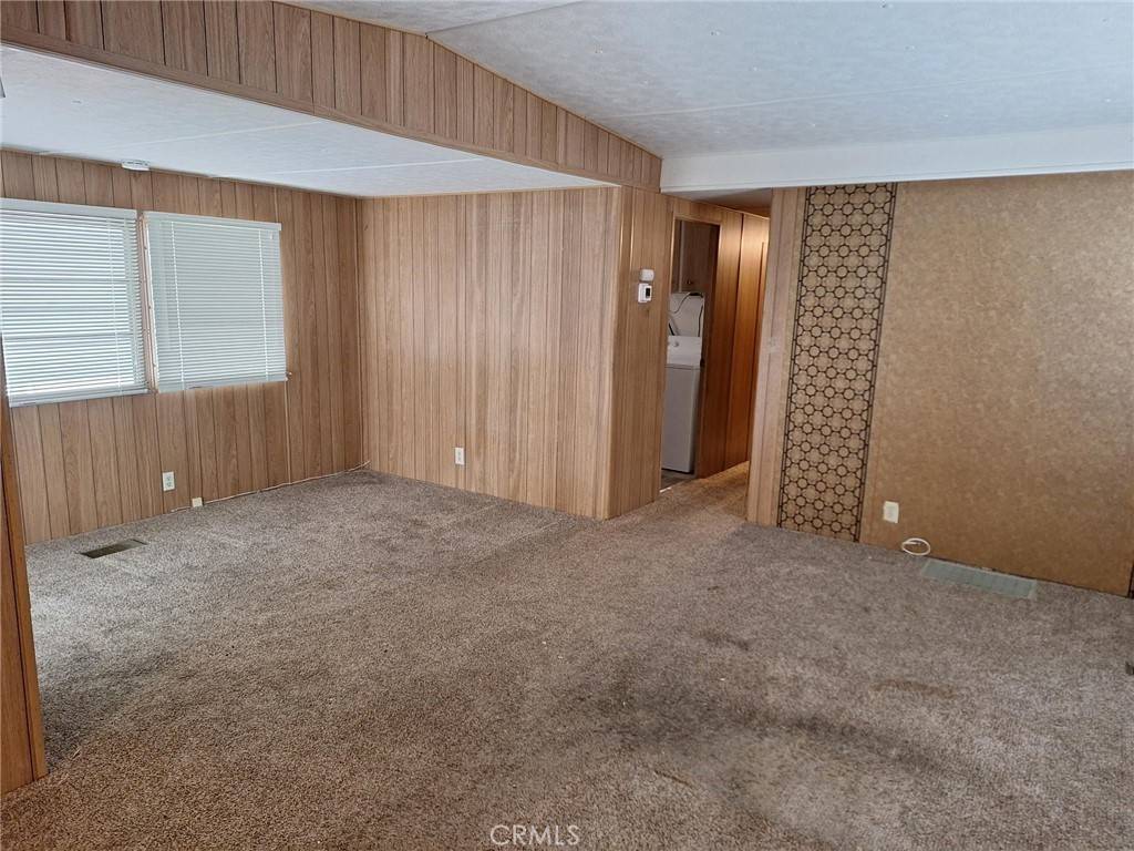 Hemet, CA 92543,270 Santa Clara CIR
