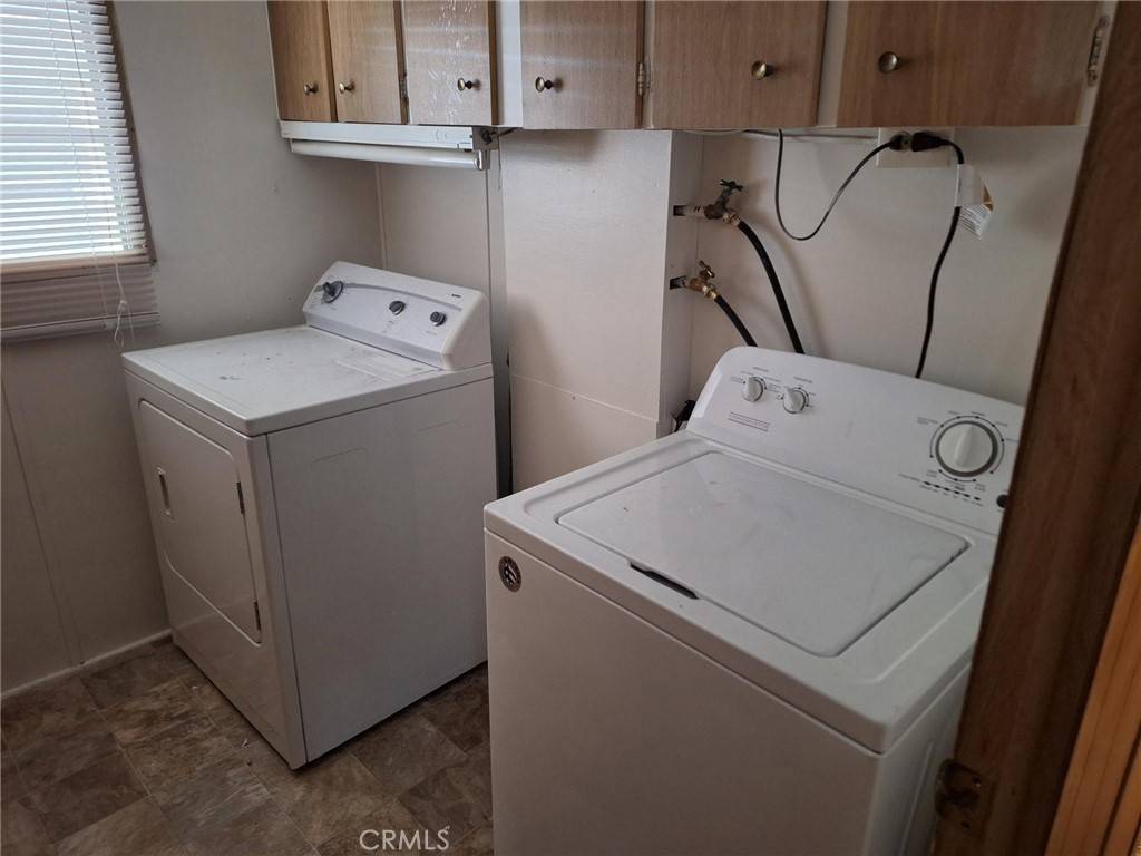Hemet, CA 92543,270 Santa Clara CIR