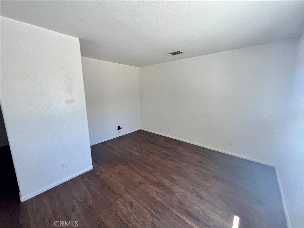 29 Palms, CA 92277,6476 Desert Knoll AVE