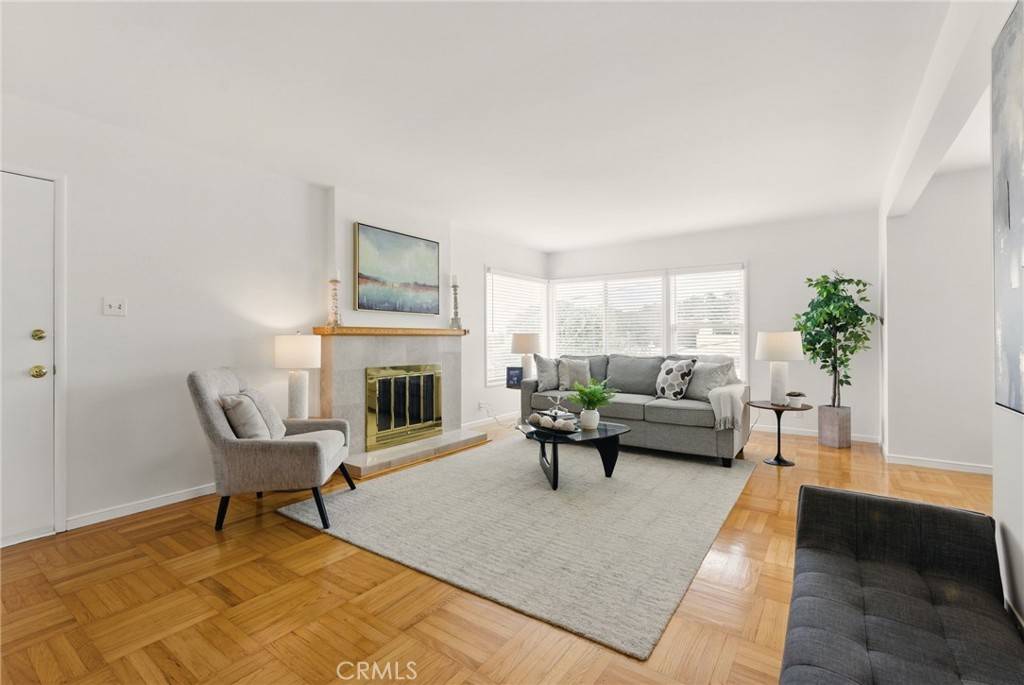 Daly City, CA 94015,71 Lake Meadow DR