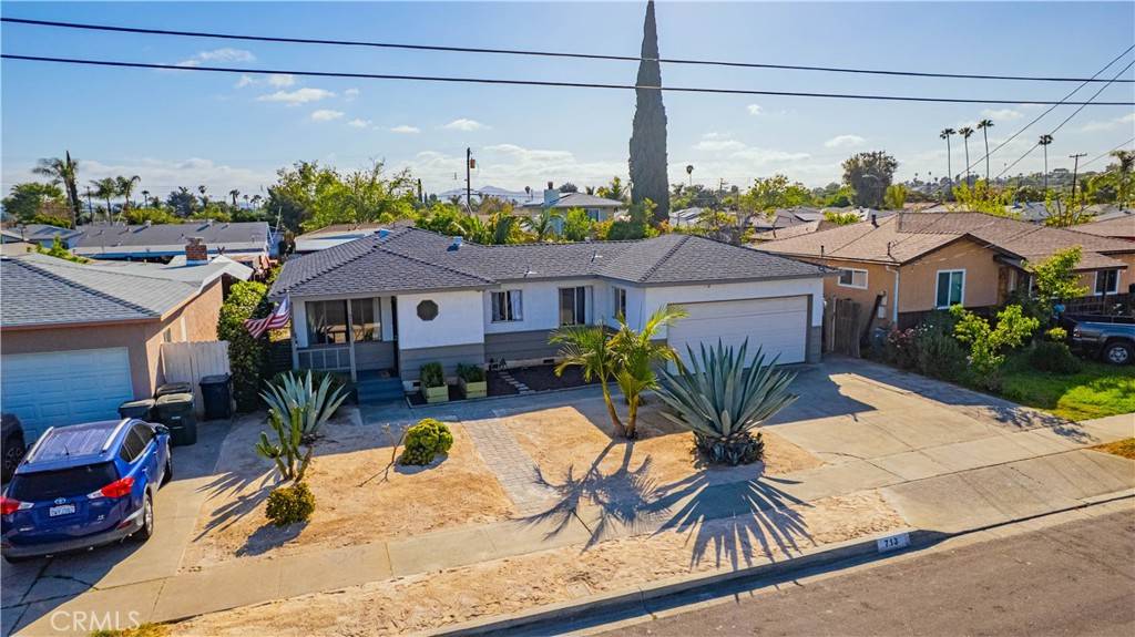 Escondido, CA 92027,713 Fern ST