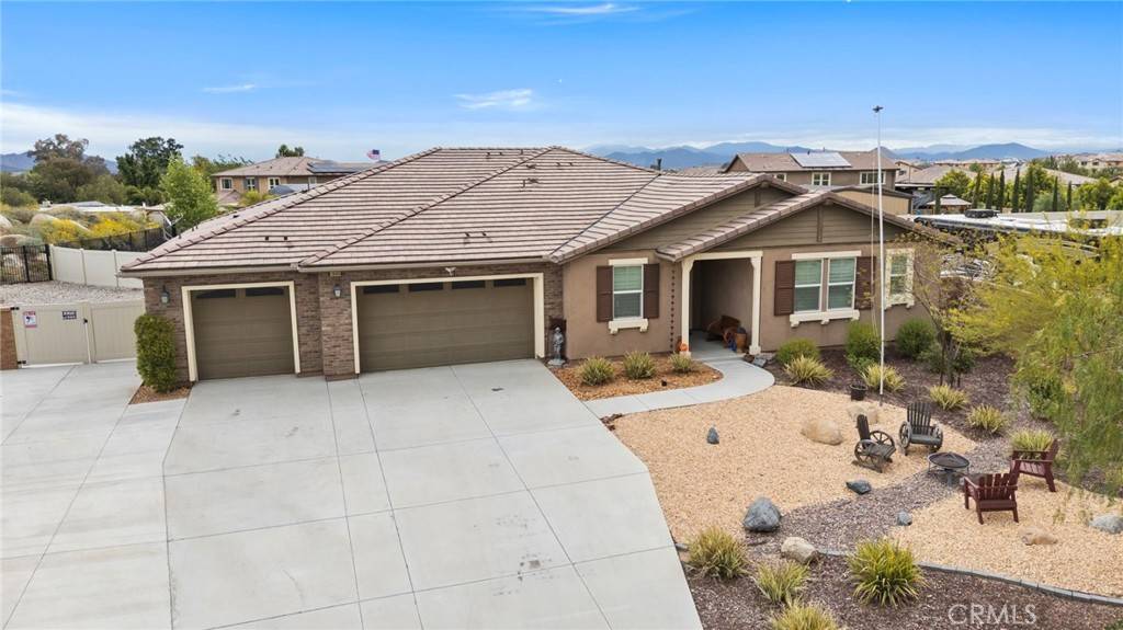Menifee, CA 92584,30404 Canyon Point CIR