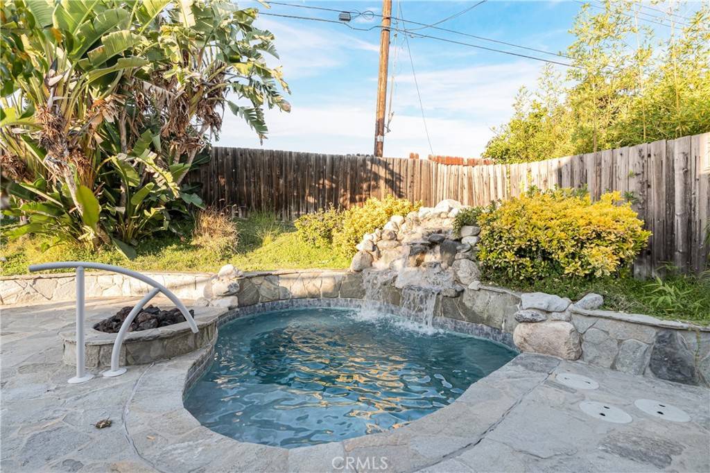 Lake Forest, CA 92630,24511 Bridger RD