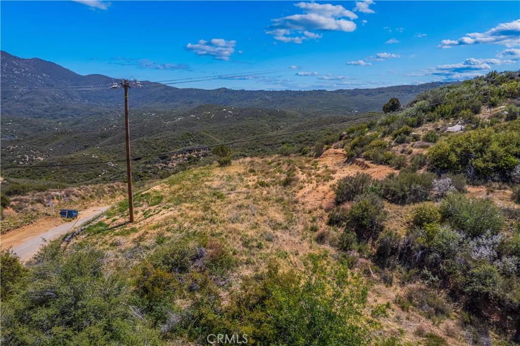 Banning, CA 92220,48910 Twin Pines RD