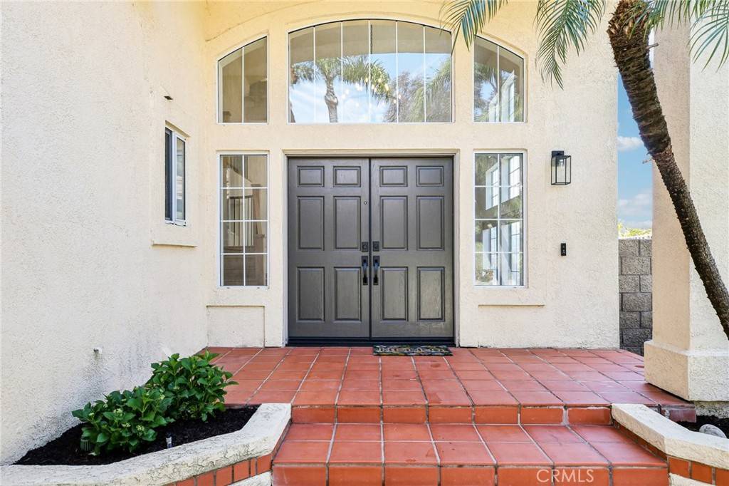 Trabuco Canyon, CA 92679,21391 Birdhollow DR