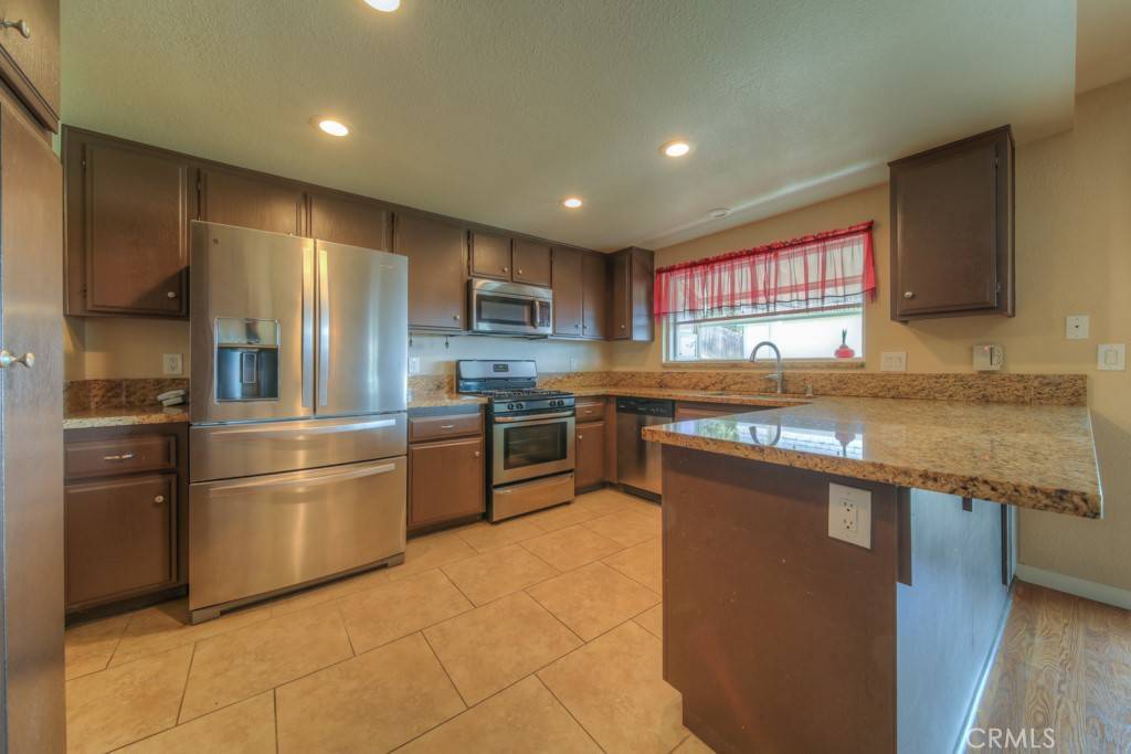 24731 Huntley DR Moreno Valley, CA 92557