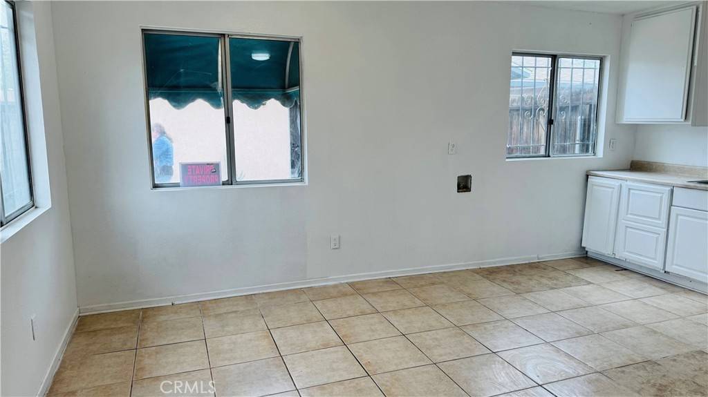 San Jacinto, CA 92583,221 E Mead ST