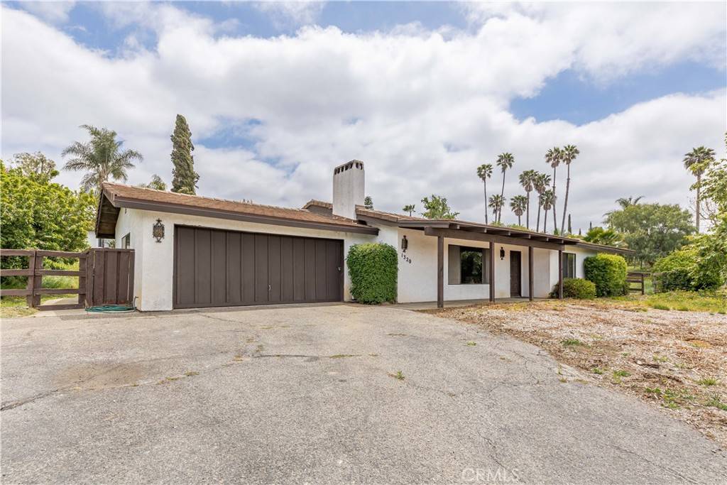 Fallbrook, CA 92028,1320 Cuesta Norte