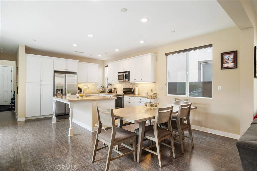 Long Beach, CA 90810,2677 E Tyler ST