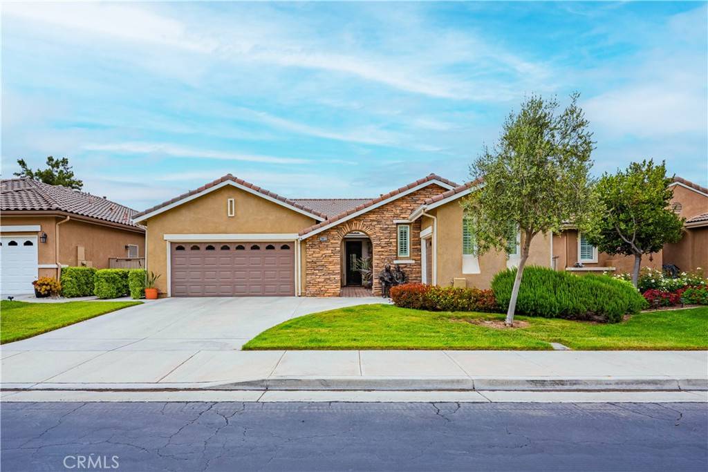 Menifee, CA 92584,28413 Raintree DR