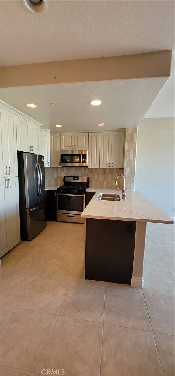 Chula Vista, CA 91913,1760 E Palomar ST #307