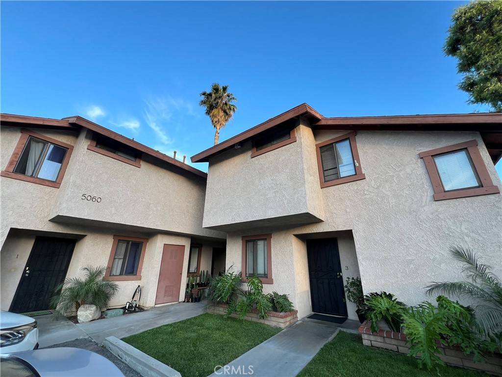 Riverside, CA 92506,5060 Boxwood PL