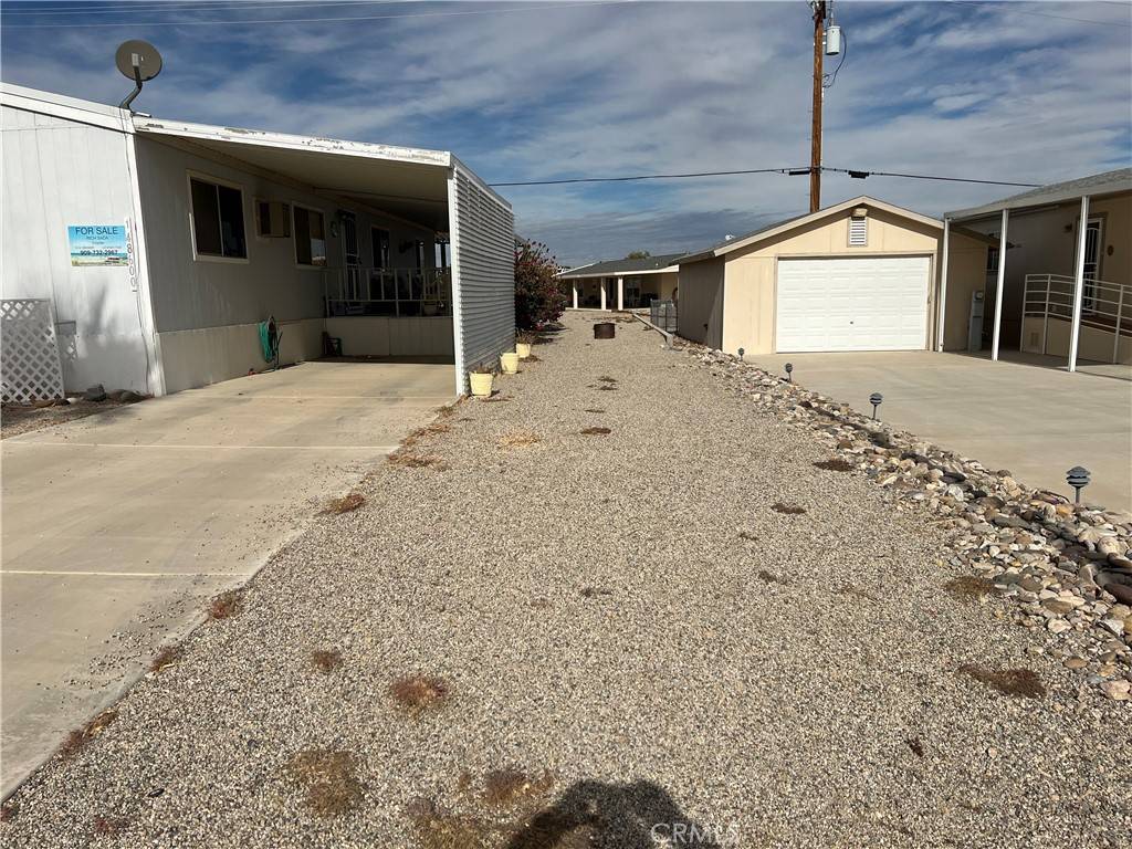 Needles, CA 92363,148600 Flasher RD