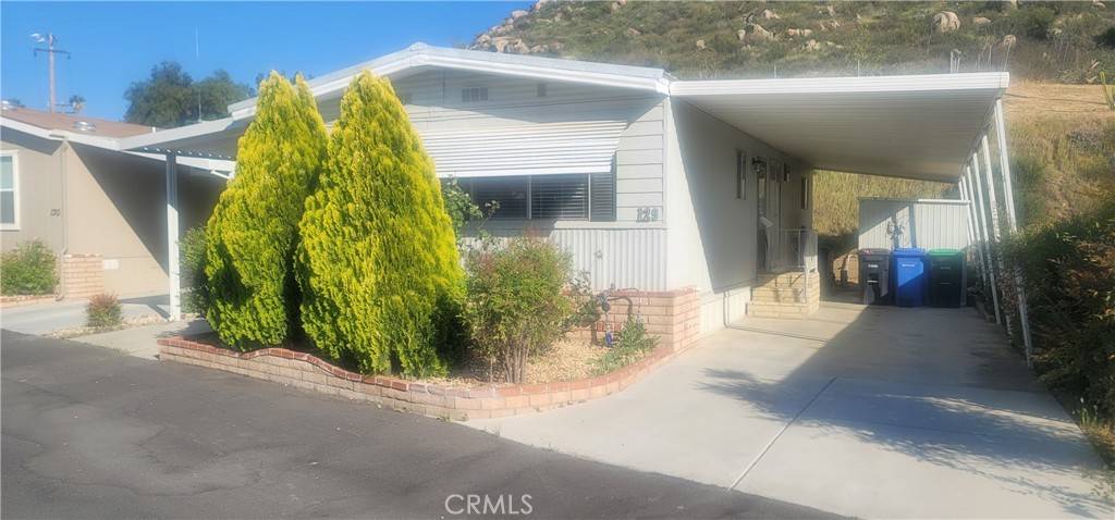 Hemet, CA 92543,1536 STATE #129