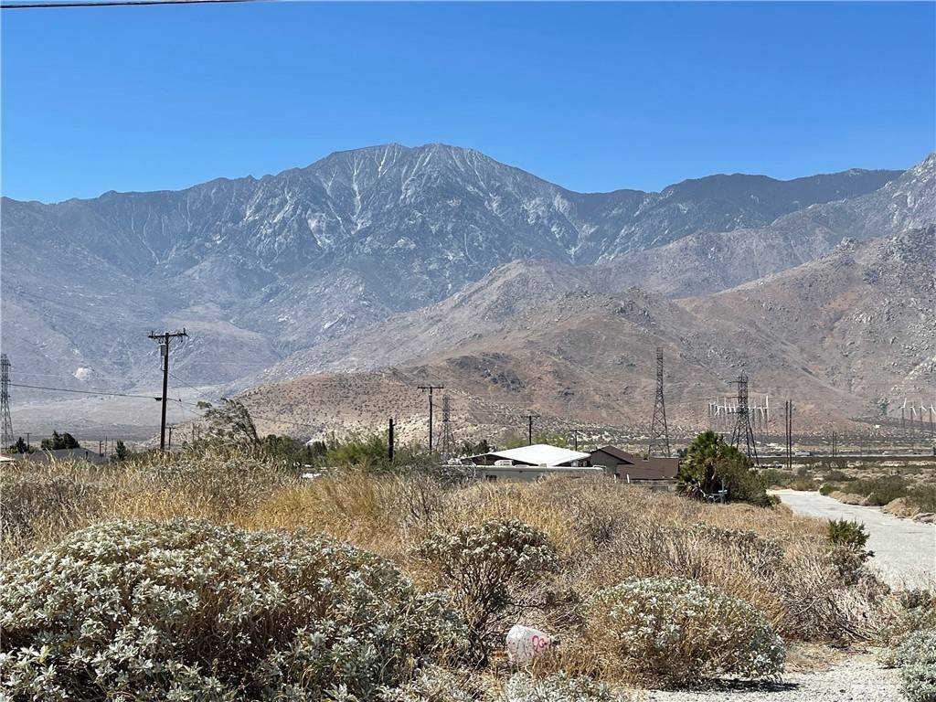 Whitewater, CA 92282,55200 Hatton PL