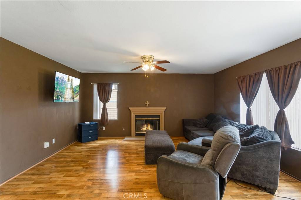 Beaumont, CA 92223,919 Willmont WAY
