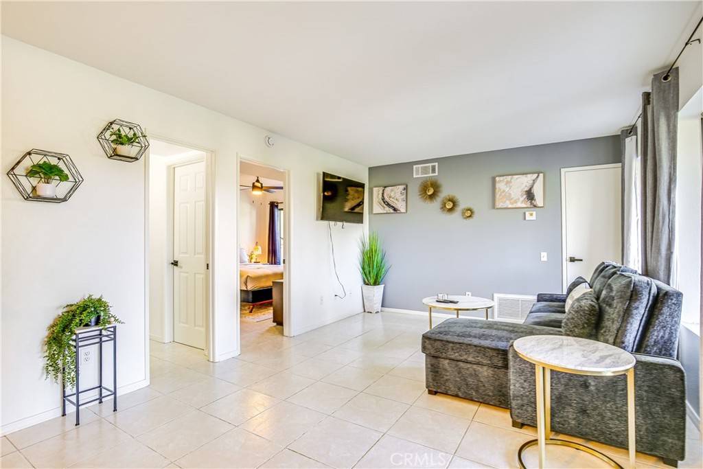 Palm Springs, CA 92262,1100 E Amado RD #11A1