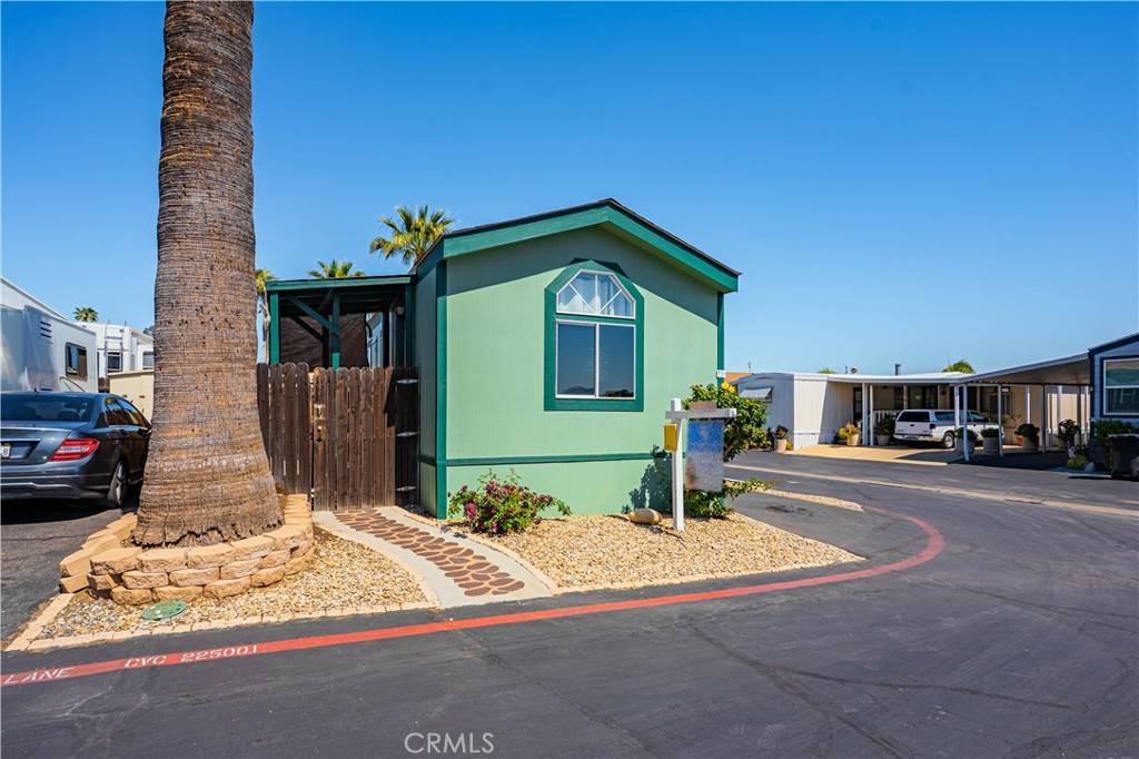 Lake Elsinore, CA 92530,15980 Grand Ave #T11