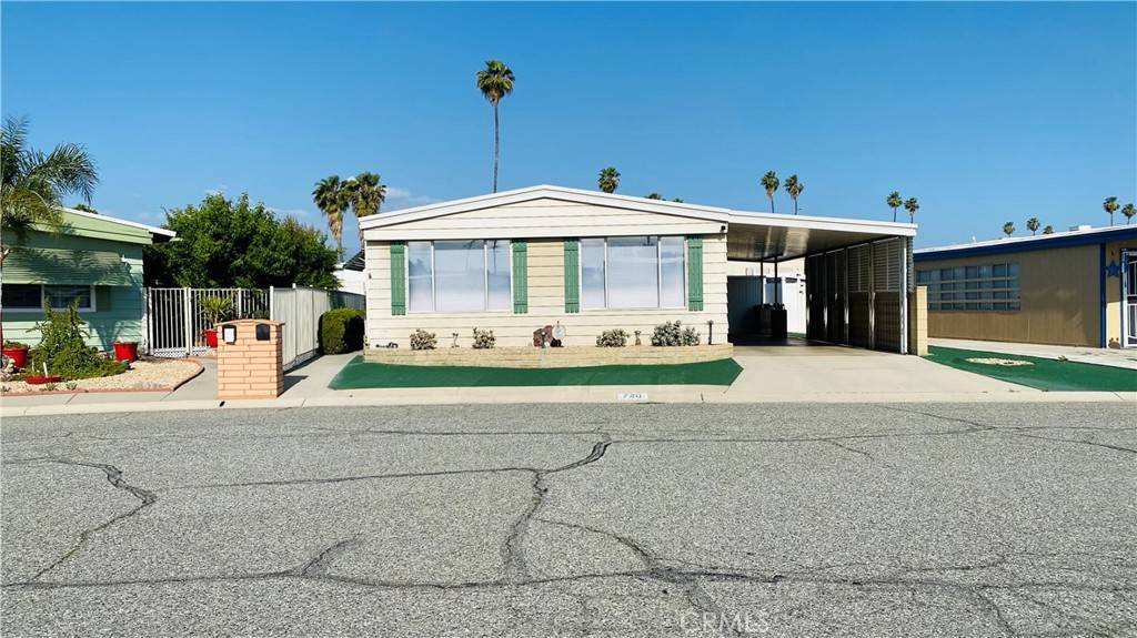 Hemet, CA 92545,720 Santo Tomas DR