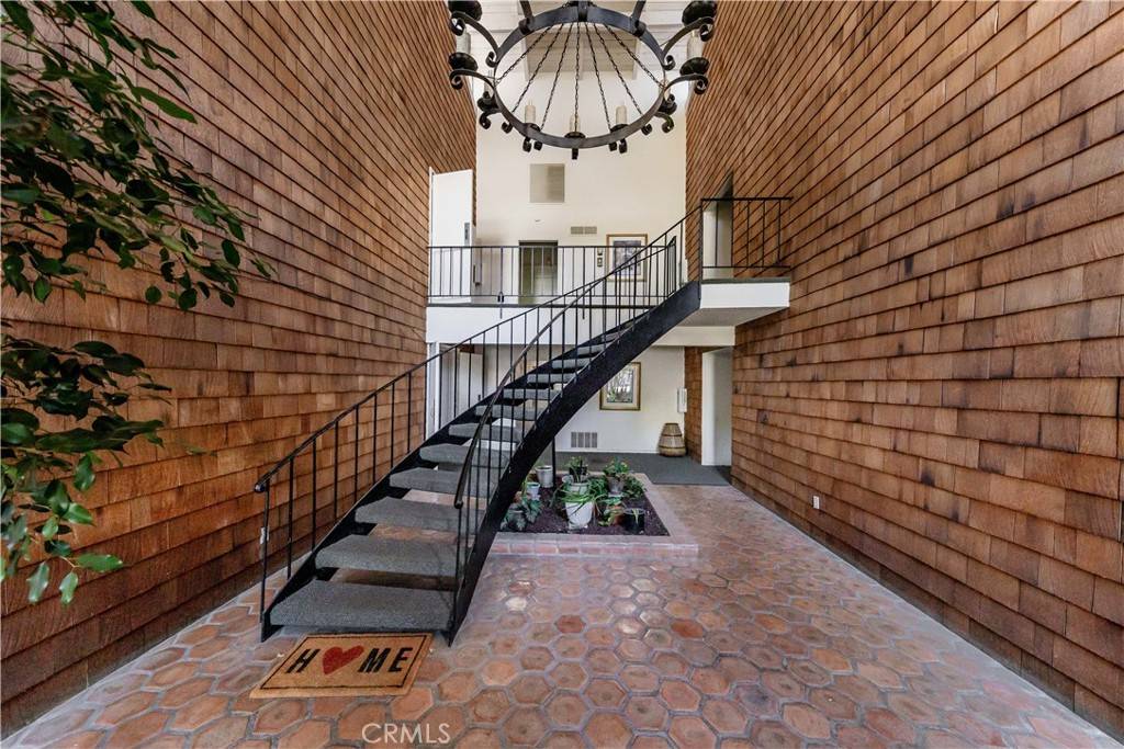 Murrieta, CA 92563,28661 Via Las Flores #303