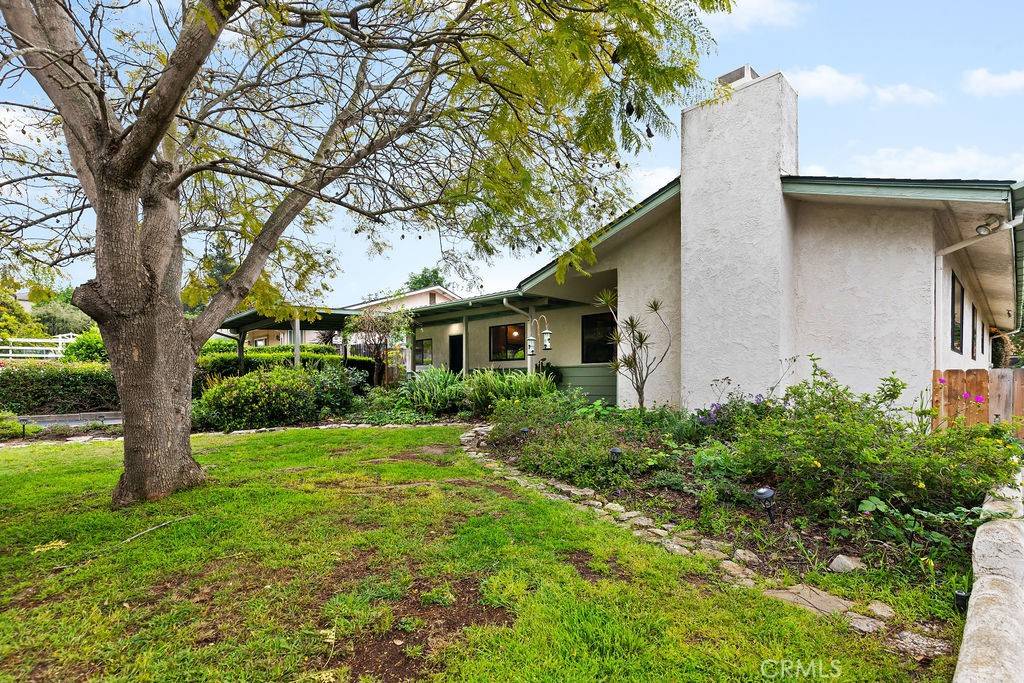 Fallbrook, CA 92028,734 Ceramic LN