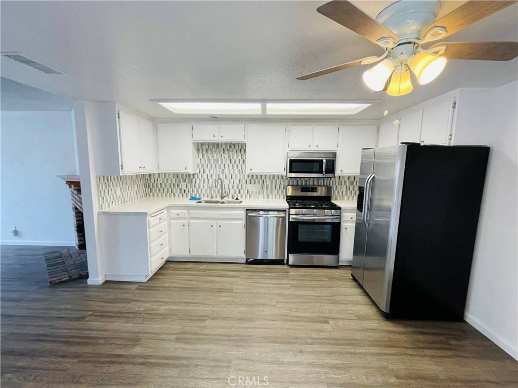 Bellflower, CA 90706,9112 Walnut ST