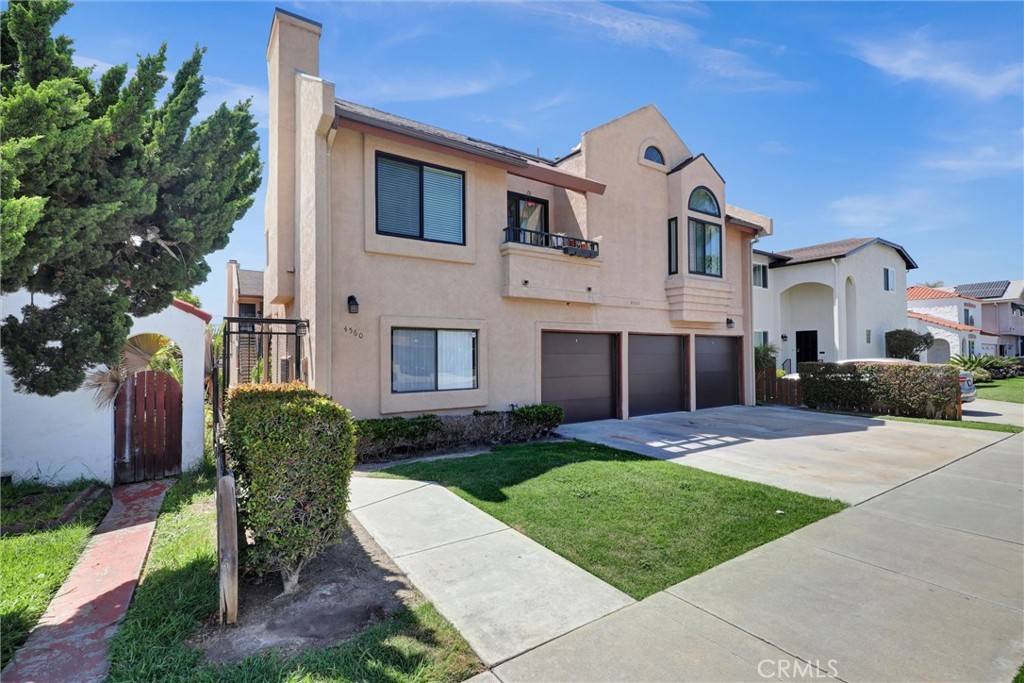 San Diego, CA 92116,4560 Cleveland AVE #101