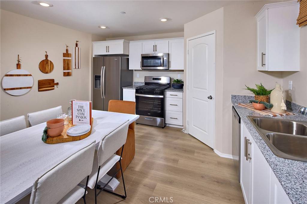Jurupa Valley, CA 92509,8479 Peachwillow CT